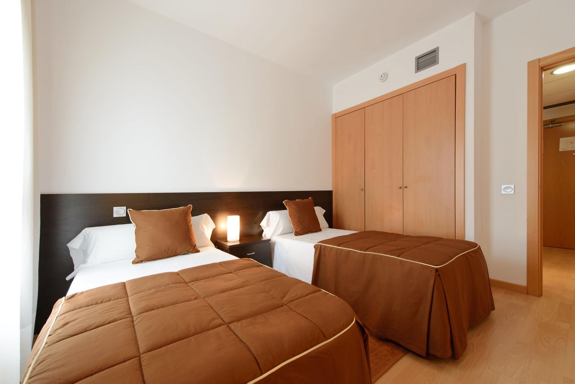 Madrid Airport Suites, Affiliated By Melia מראה חיצוני תמונה