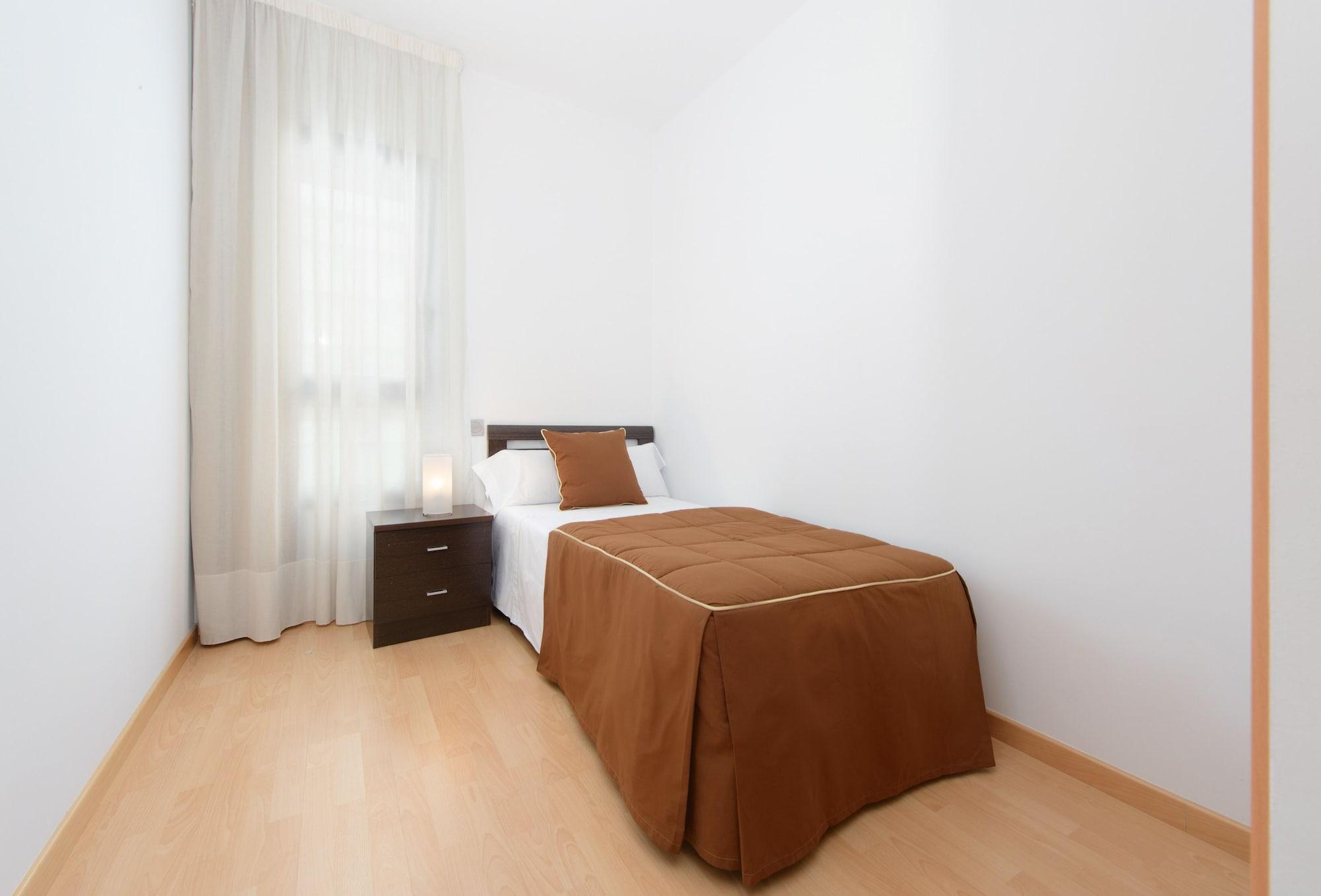 Madrid Airport Suites, Affiliated By Melia מראה חיצוני תמונה