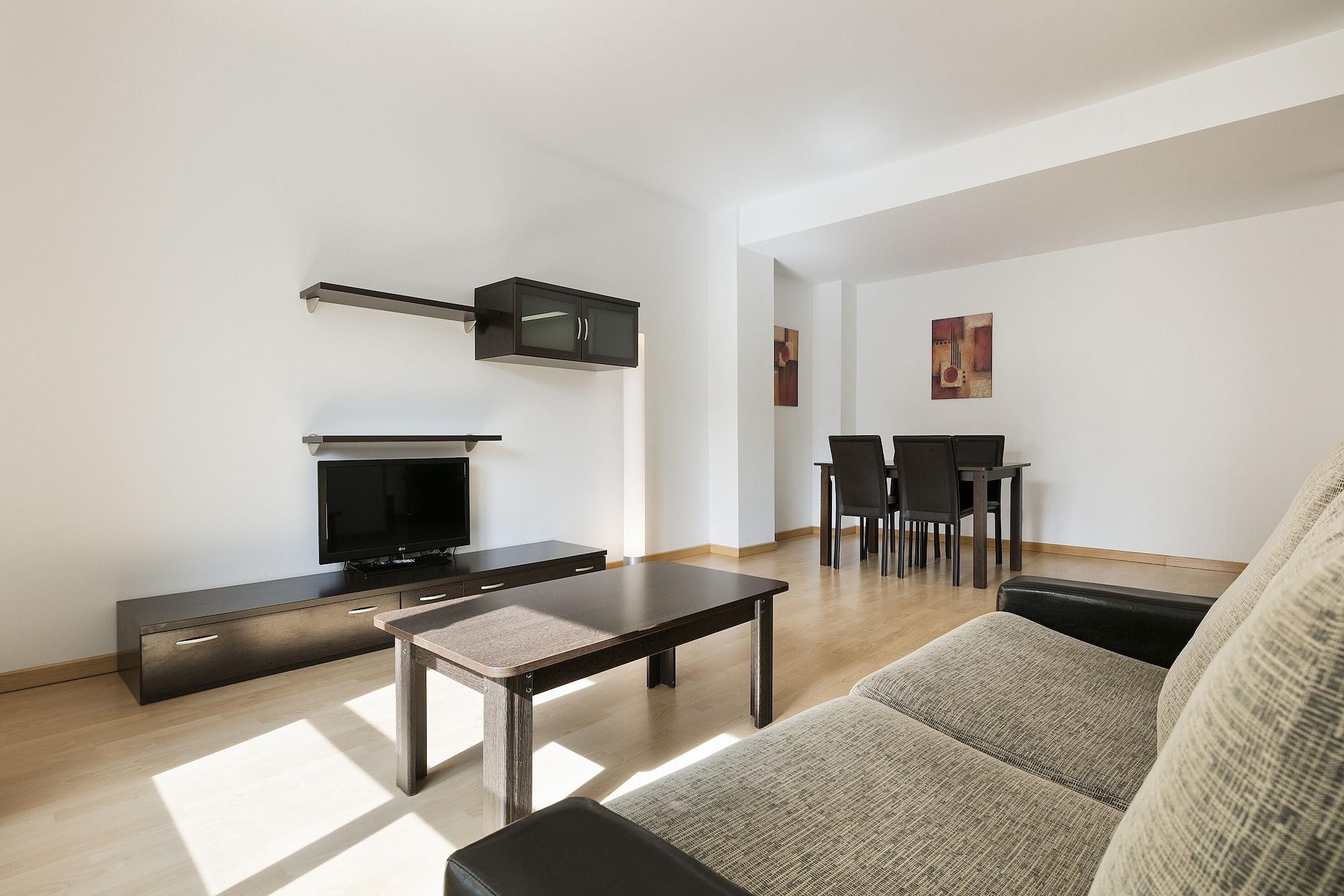 Madrid Airport Suites, Affiliated By Melia מראה חיצוני תמונה