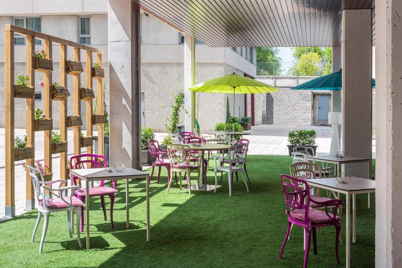 Madrid Airport Suites, Affiliated By Melia מראה חיצוני תמונה
